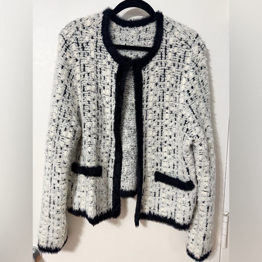Ann Taylor Black and Cream Textured Cardigan